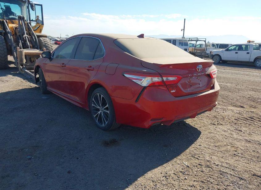 Photo 3 of 2020 Toyota Camry SE (VIN 4T1M11AK9LU378489)