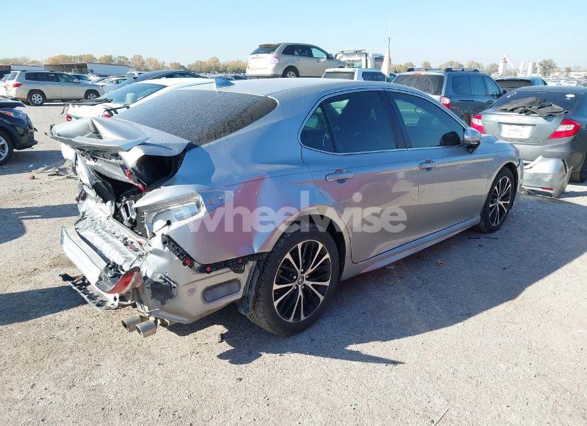 Photo 4 of 2020 Toyota Camry SE (VIN 4T1M11AK9LU931805)