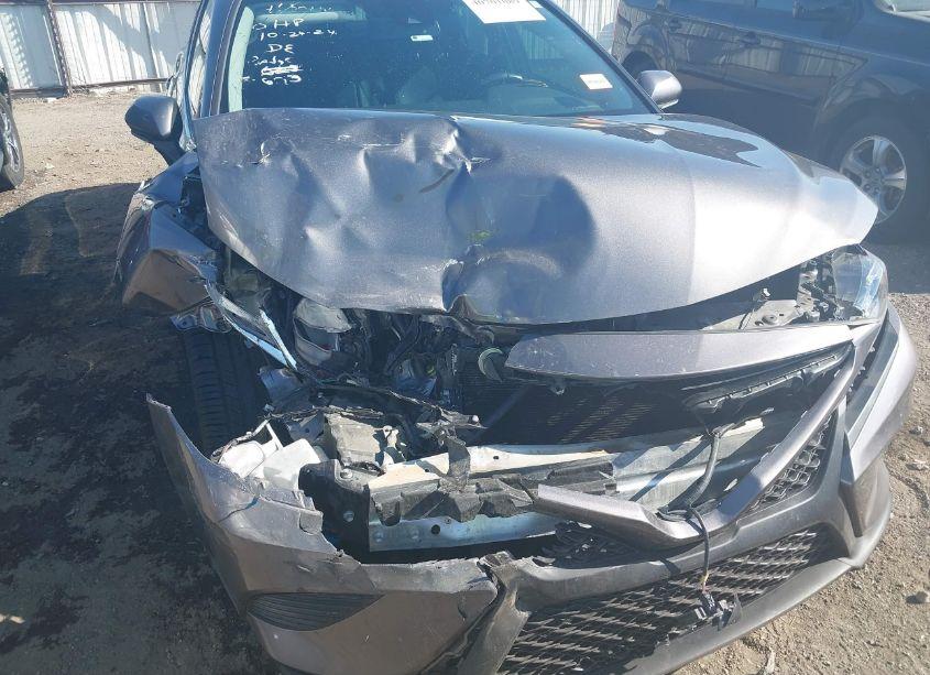 Photo 6 of 2020 Toyota Camry SE (VIN 4T1M11AK9LU975884)