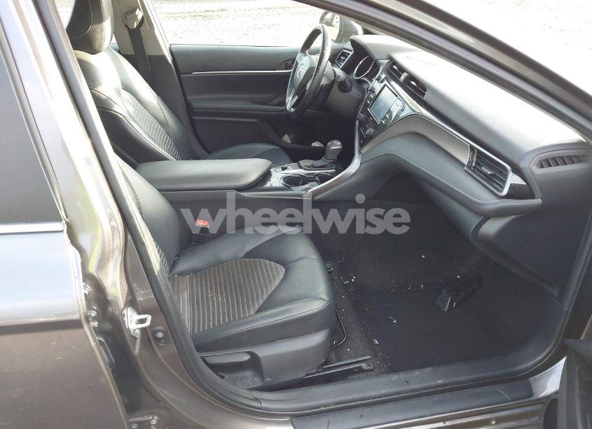 Photo 5 of 2020 Toyota Camry SE AWD (VIN 4T1M11BK0LU018395)