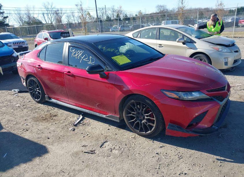 2020 Toyota Camry TRD (VIN 4T1NZ1AK0LU035390) main photo