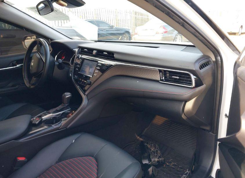 Photo 5 of 2020 Toyota Camry TRD (VIN 4T1NZ1AK5LU038432)