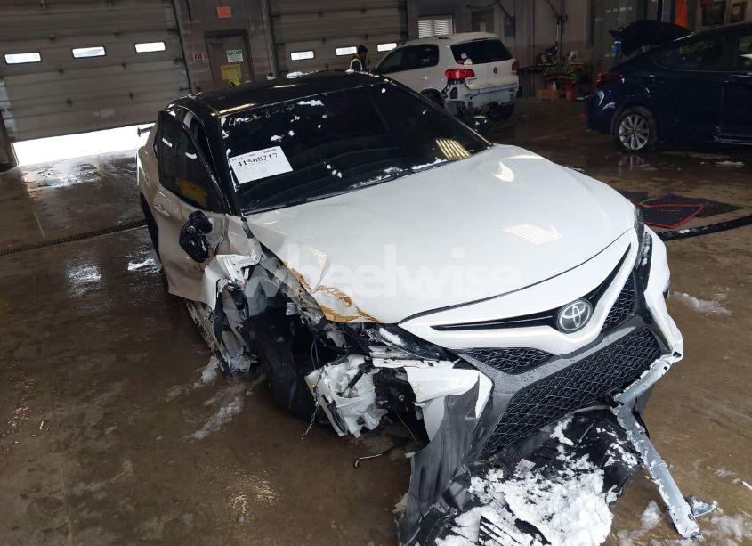 2020 Toyota Camry TRD (VIN 4T1NZ1AK6LU043168) main photo