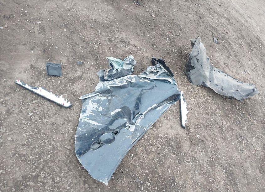 Photo 12 of 2021 Toyota Camry LE (VIN 4T1R11AK0MU440613)