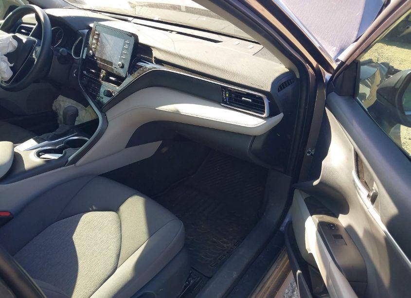 Photo 5 of 2023 Toyota Camry LE (VIN 4T1R11AK0PU816361)