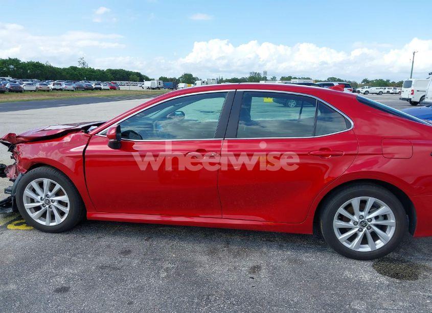 Photo 15 of 2024 Toyota Camry LE (VIN 4T1R11AK0RU226695)