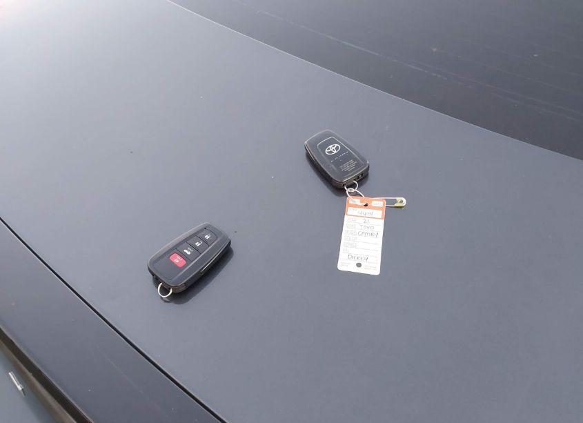 Photo 11 of 2021 Toyota Camry LE (VIN 4T1R11AK2MU496505)