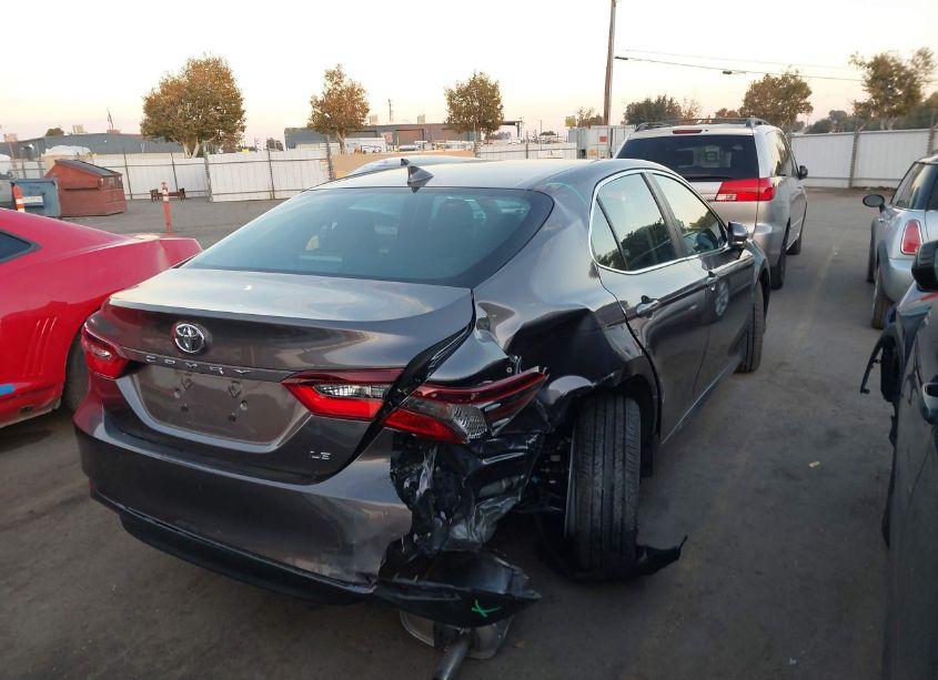 Photo 4 of 2021 Toyota Camry LE (VIN 4T1R11AK2MU496505)