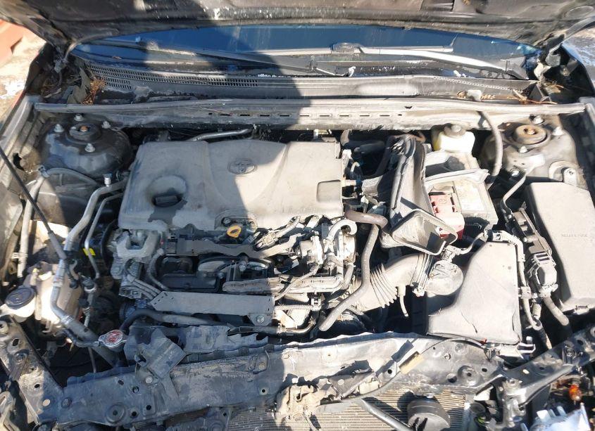 Photo 10 of 2022 Toyota Camry LE (VIN 4T1R11AK2NU634061)