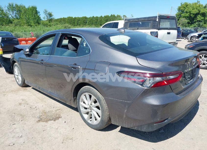 Photo 3 of 2023 Toyota Camry LE (VIN 4T1R11AK2PU113814)