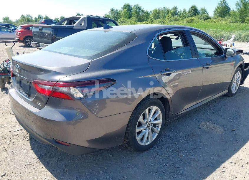 Photo 4 of 2023 Toyota Camry LE (VIN 4T1R11AK2PU113814)