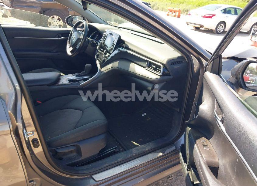 Photo 5 of 2023 Toyota Camry LE (VIN 4T1R11AK2PU113814)