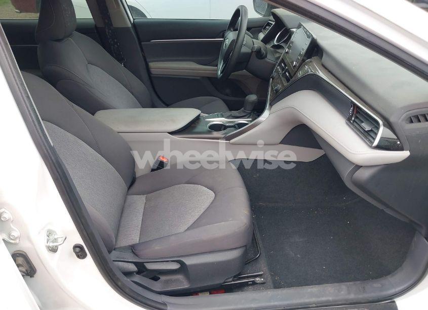 Photo 5 of 2023 Toyota Camry LE (VIN 4T1R11AK2PU737127)