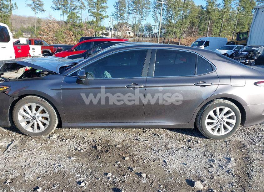 Photo 14 of 2024 Toyota Camry LE (VIN 4T1R11AK2RU918019)