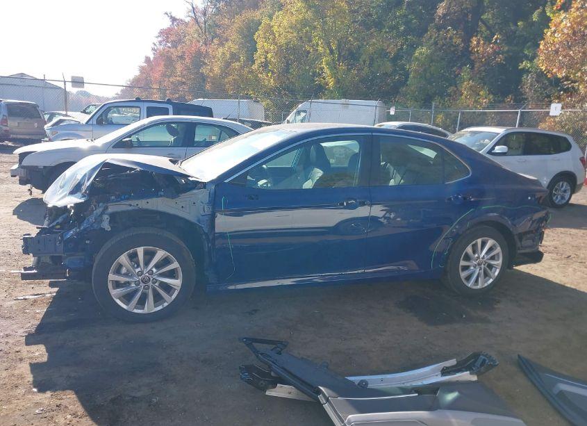 Photo 15 of 2024 Toyota Camry LE (VIN 4T1R11AK3RU221670)