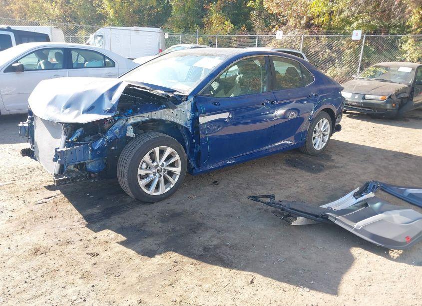 Photo 2 of 2024 Toyota Camry LE (VIN 4T1R11AK3RU221670)