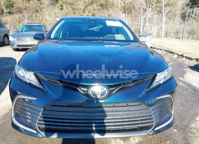 Photo 11 of 2021 Toyota Camry LE (VIN 4T1R11AK4MU491287)