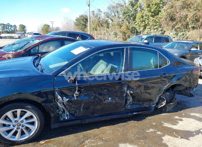 Photo 6 of 2021 Toyota Camry LE (VIN 4T1R11AK4MU491287)