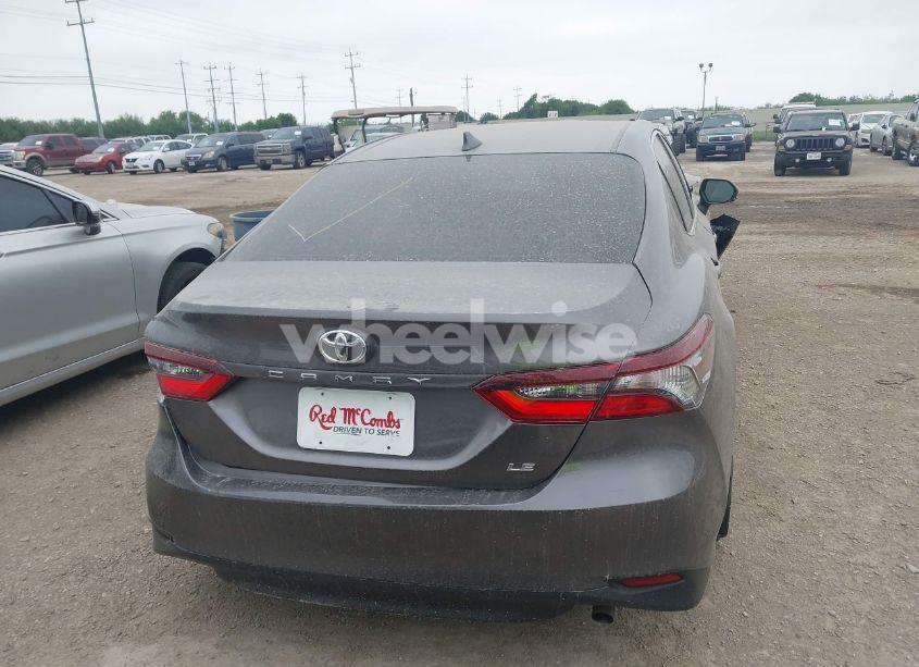 Photo 16 of 2023 Toyota Camry LE (VIN 4T1R11AK5PU152686)