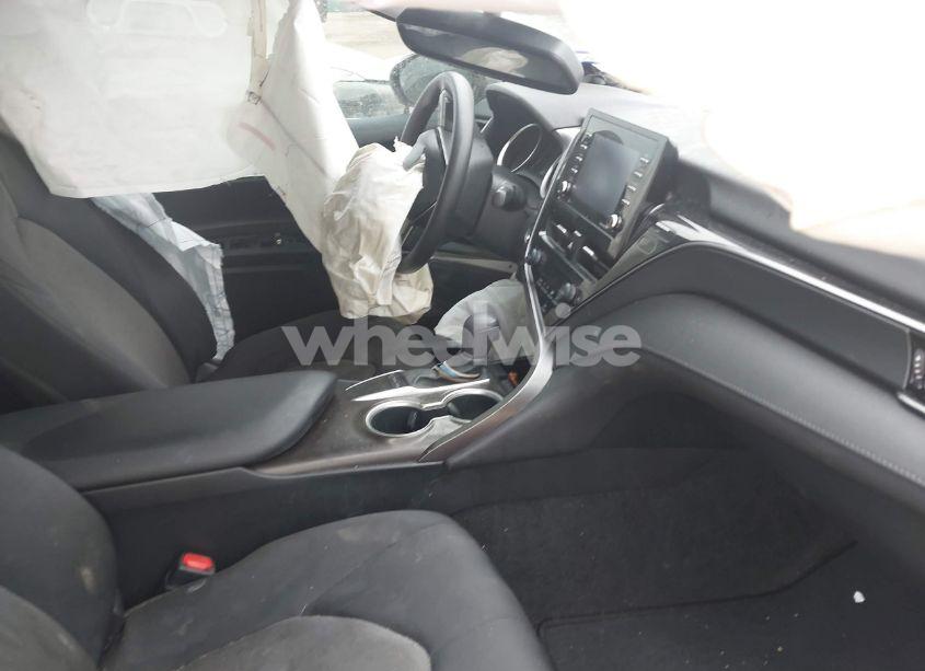 Photo 5 of 2023 Toyota Camry LE (VIN 4T1R11AK5PU152686)