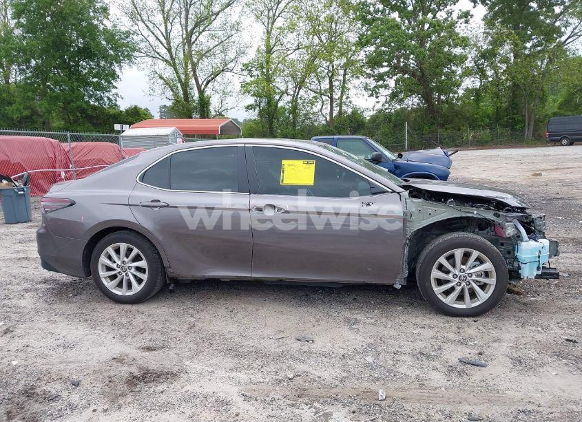 Photo 14 of 2024 Toyota Camry LE (VIN 4T1R11AK5RU253598)