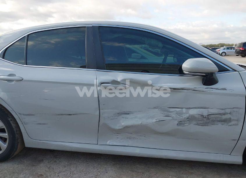 Photo 13 of 2023 Toyota Camry LE (VIN 4T1R11AK6PU118398)