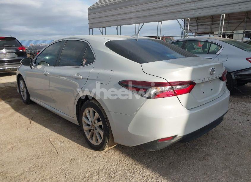 Photo 3 of 2023 Toyota Camry LE (VIN 4T1R11AK6PU118398)