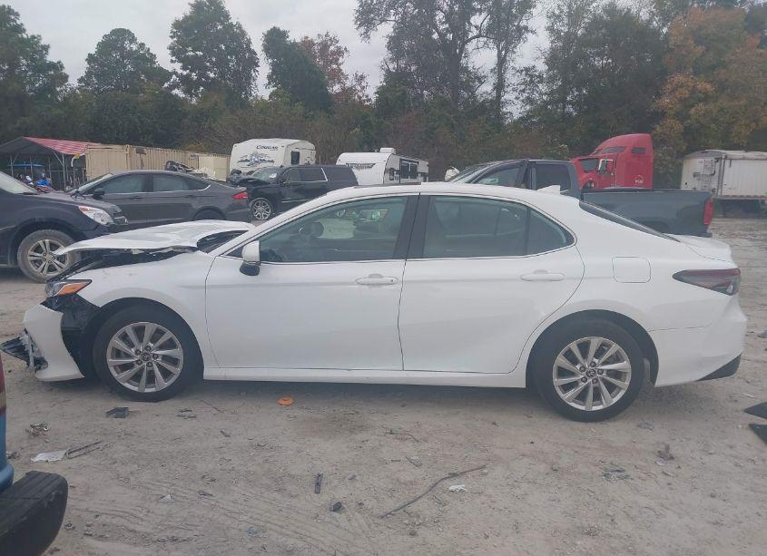 Photo 14 of 2023 Toyota Camry LE (VIN 4T1R11AK6PU761446)