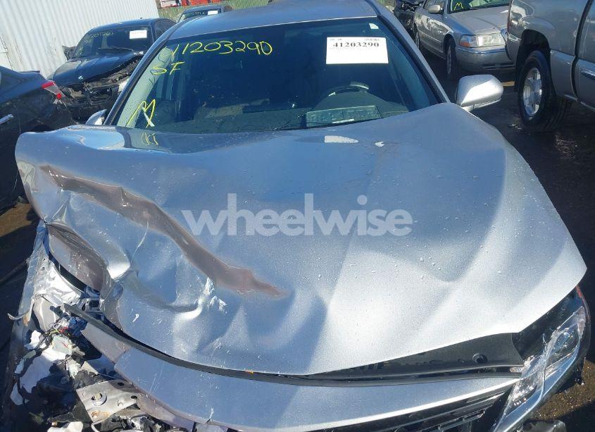 Photo 10 of 2022 Toyota Camry LE (VIN 4T1R11AK7NU680744)