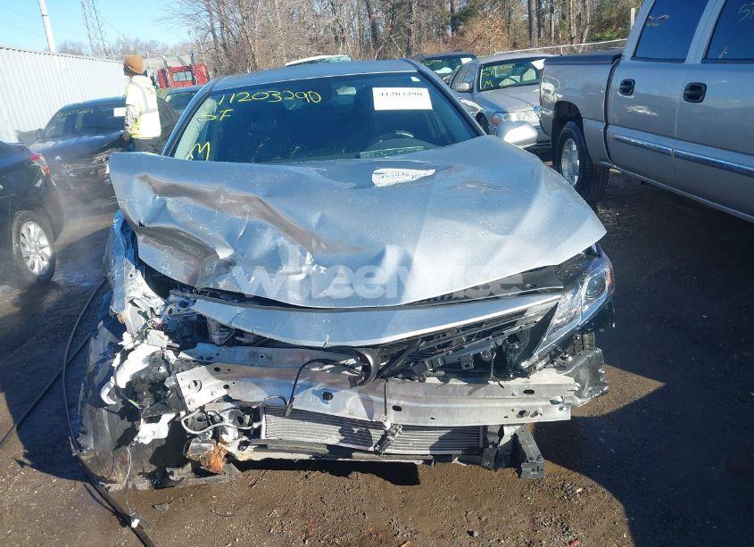 Photo 13 of 2022 Toyota Camry LE (VIN 4T1R11AK7NU680744)