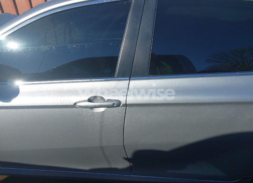 Photo 15 of 2022 Toyota Camry LE (VIN 4T1R11AK7NU680744)