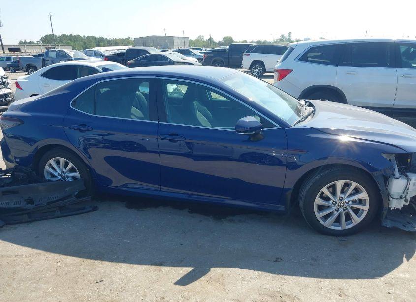 Photo 13 of 2023 Toyota Camry LE (VIN 4T1R11AK7PU098355)