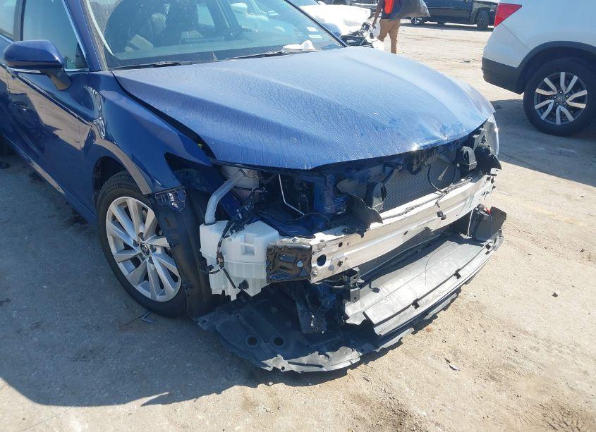 Photo 6 of 2023 Toyota Camry LE (VIN 4T1R11AK7PU098355)