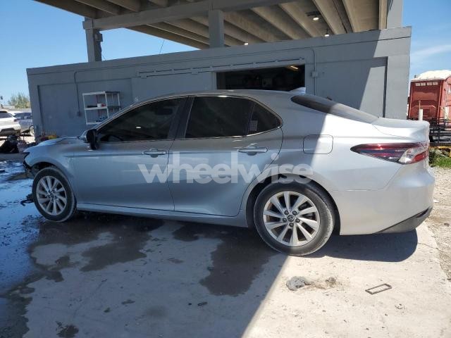 2024 TOYOTA CAMRY LE (VIN 4T1R11AK7RU256180) main photo
