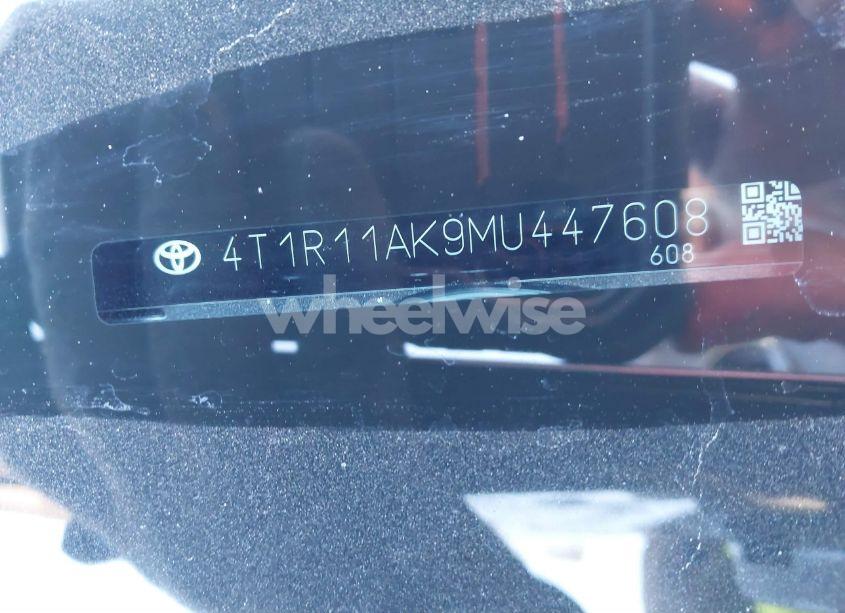 Photo 9 of 2021 Toyota Camry LE (VIN 4T1R11AK9MU447608)