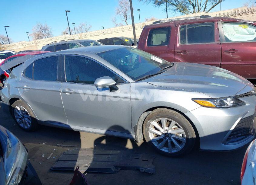 Photo 14 of 2022 Toyota Camry LE (VIN 4T1R11AK9NU709967)