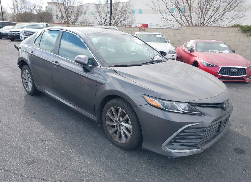 2023 Toyota Camry LE (VIN 4T1R11AK9PU163951) main photo