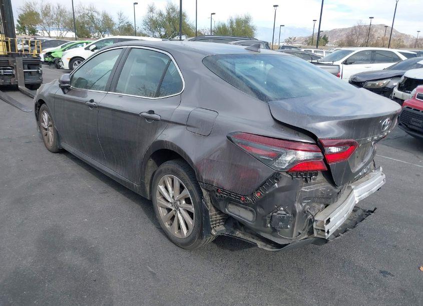 Photo 3 of 2023 Toyota Camry LE (VIN 4T1R11AK9PU163951)