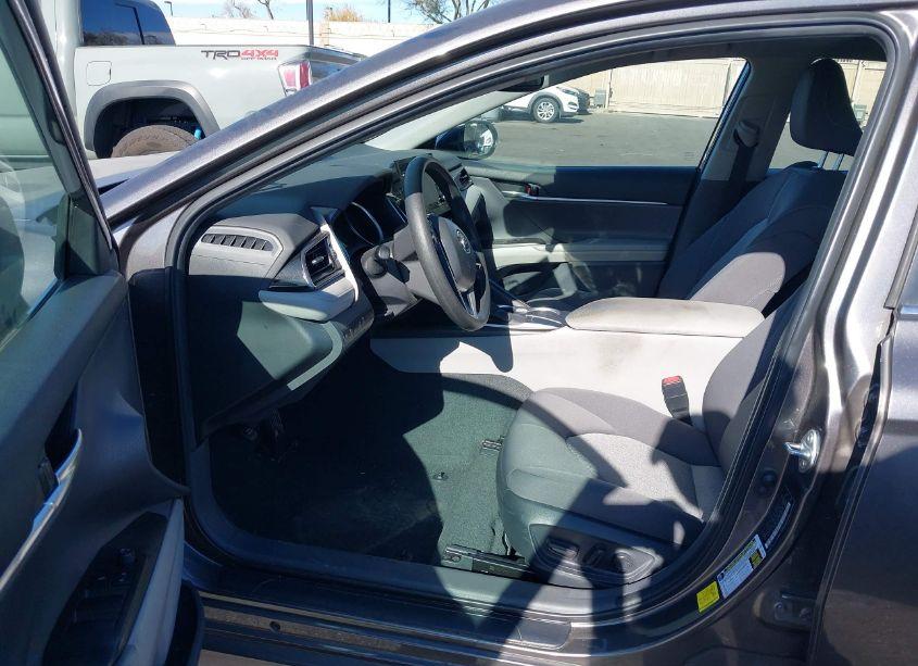 Photo 5 of 2023 Toyota Camry LE (VIN 4T1R11AK9PU163951)