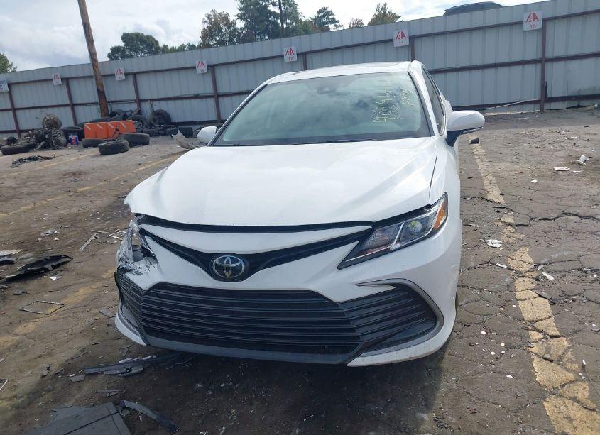 Photo 12 of 2024 Toyota Camry LE (VIN 4T1R11AK9RU253555)