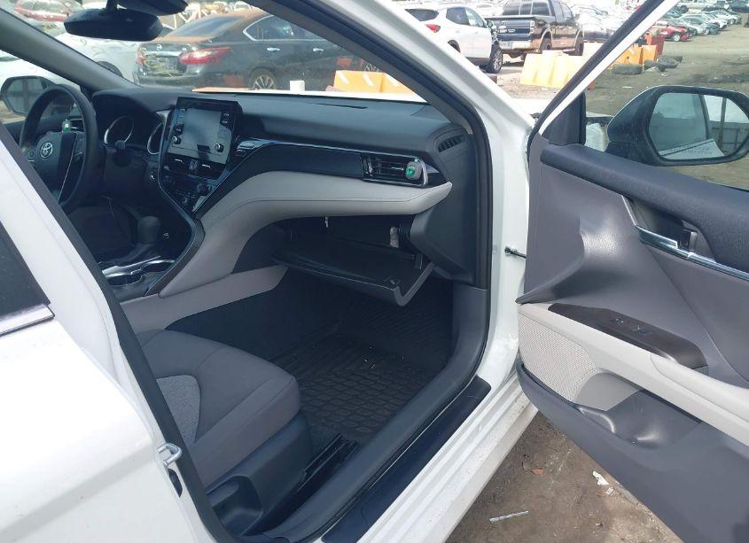 Photo 5 of 2024 Toyota Camry LE (VIN 4T1R11AK9RU253555)