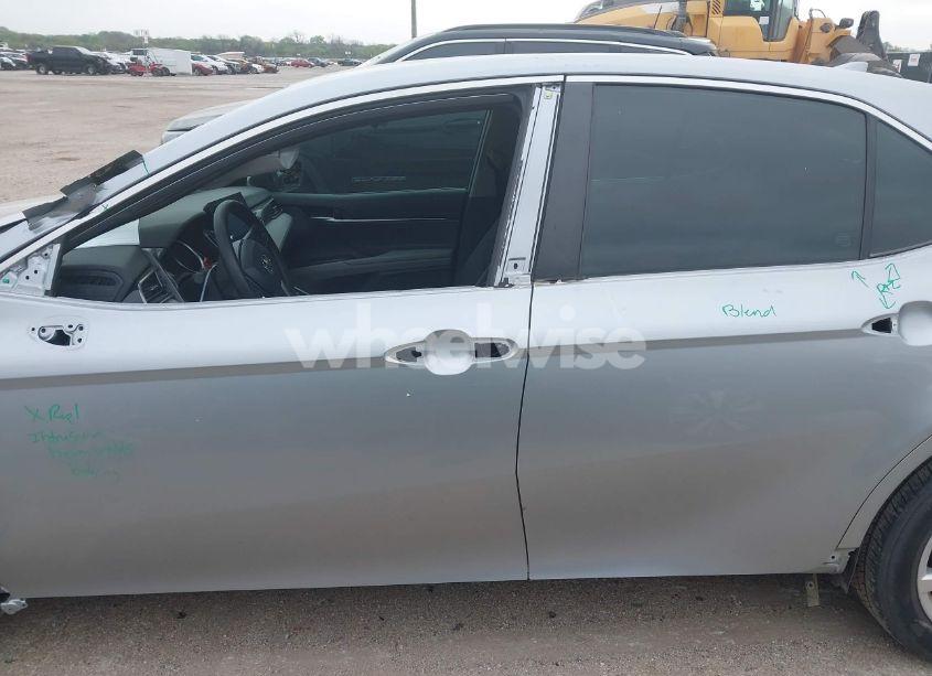 Photo 14 of 2023 Toyota Camry LE (VIN 4T1R11AKXPU152098)