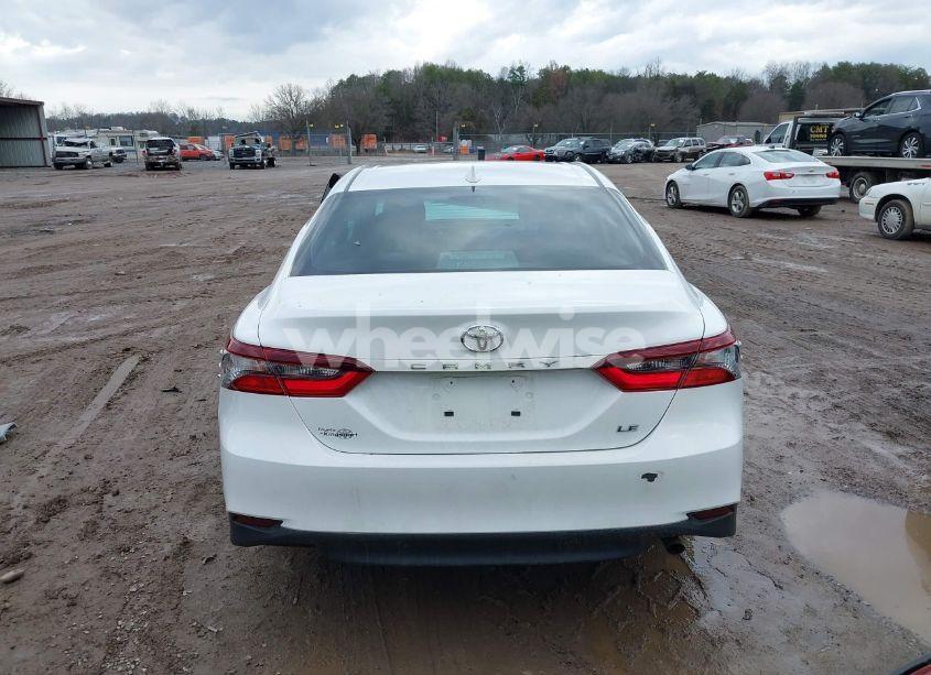 Photo 16 of 2023 Toyota Camry LE (VIN 4T1R11AKXPU794501)