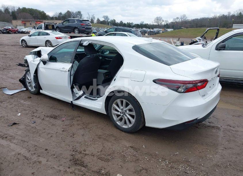 Photo 3 of 2023 Toyota Camry LE (VIN 4T1R11AKXPU794501)