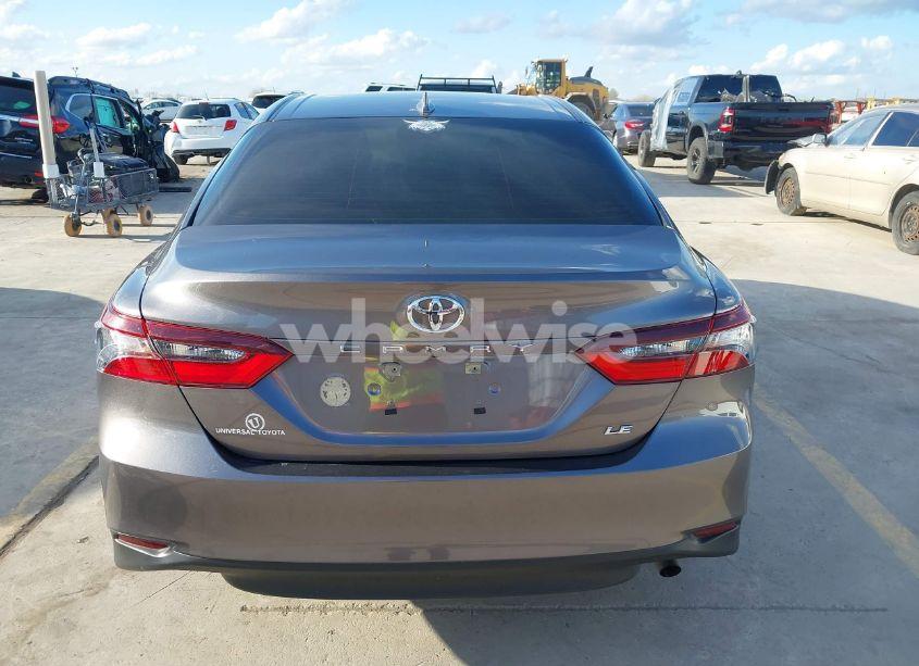 Photo 17 of 2024 Toyota Camry LE (VIN 4T1R11AKXRU223108)