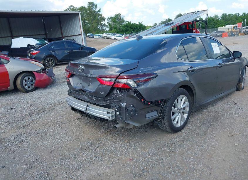 Photo 14 of 2024 Toyota Camry LE (VIN 4T1R11AKXRU876425)