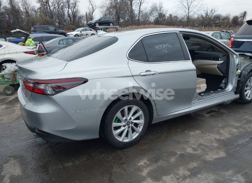 Photo 19 of 2021 Toyota Camry LE AWD (VIN 4T1R11BK2MU019944)
