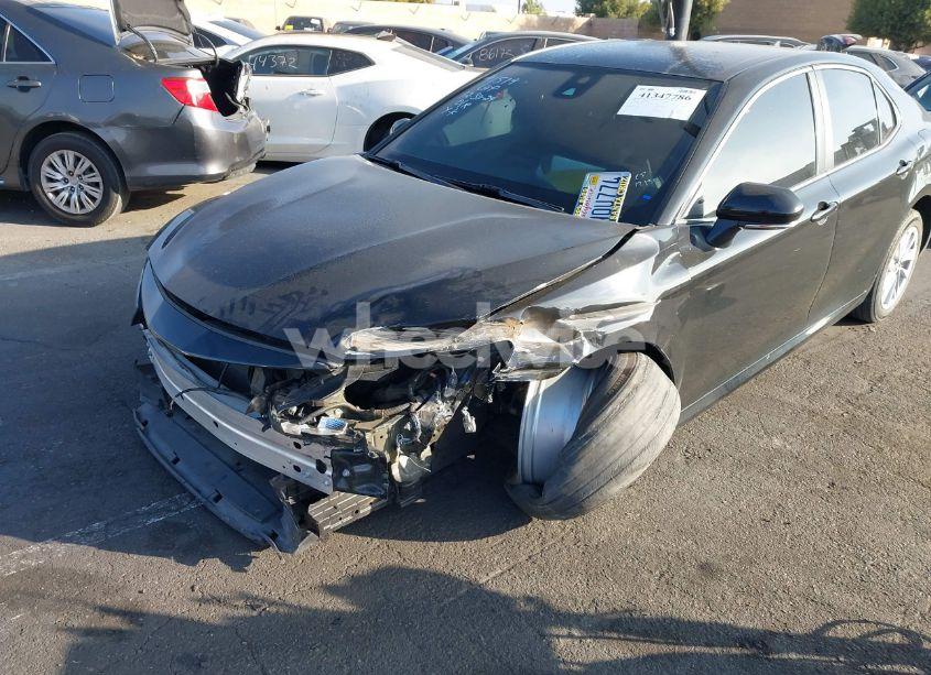 Photo 6 of 2021 Toyota Camry LE AWD (VIN 4T1R11BK2MU022634)