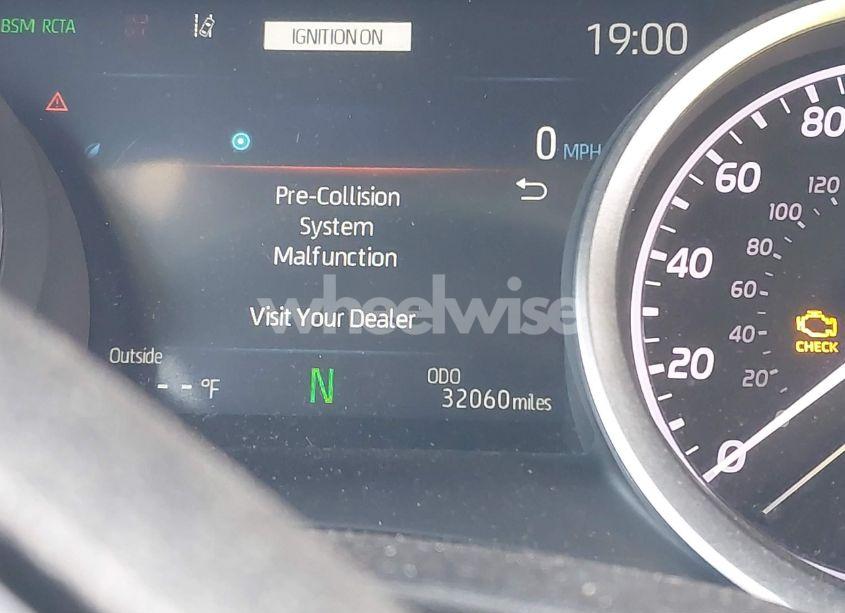 Photo 15 of 2021 Toyota Camry LE AWD (VIN 4T1R11BK6MU034902)