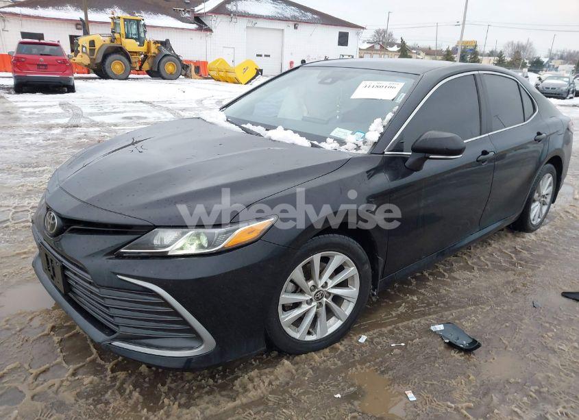 Photo 2 of 2022 Toyota Camry LE AWD (VIN 4T1R11BKXNU071503)